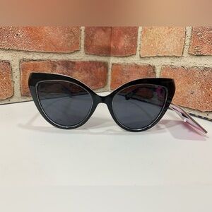 Betsey Johnson sunglasses